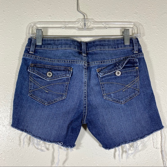 Aeropostal Cut Off Shorts mid rise fringed hem size 1-2 - Picture 2 of 6